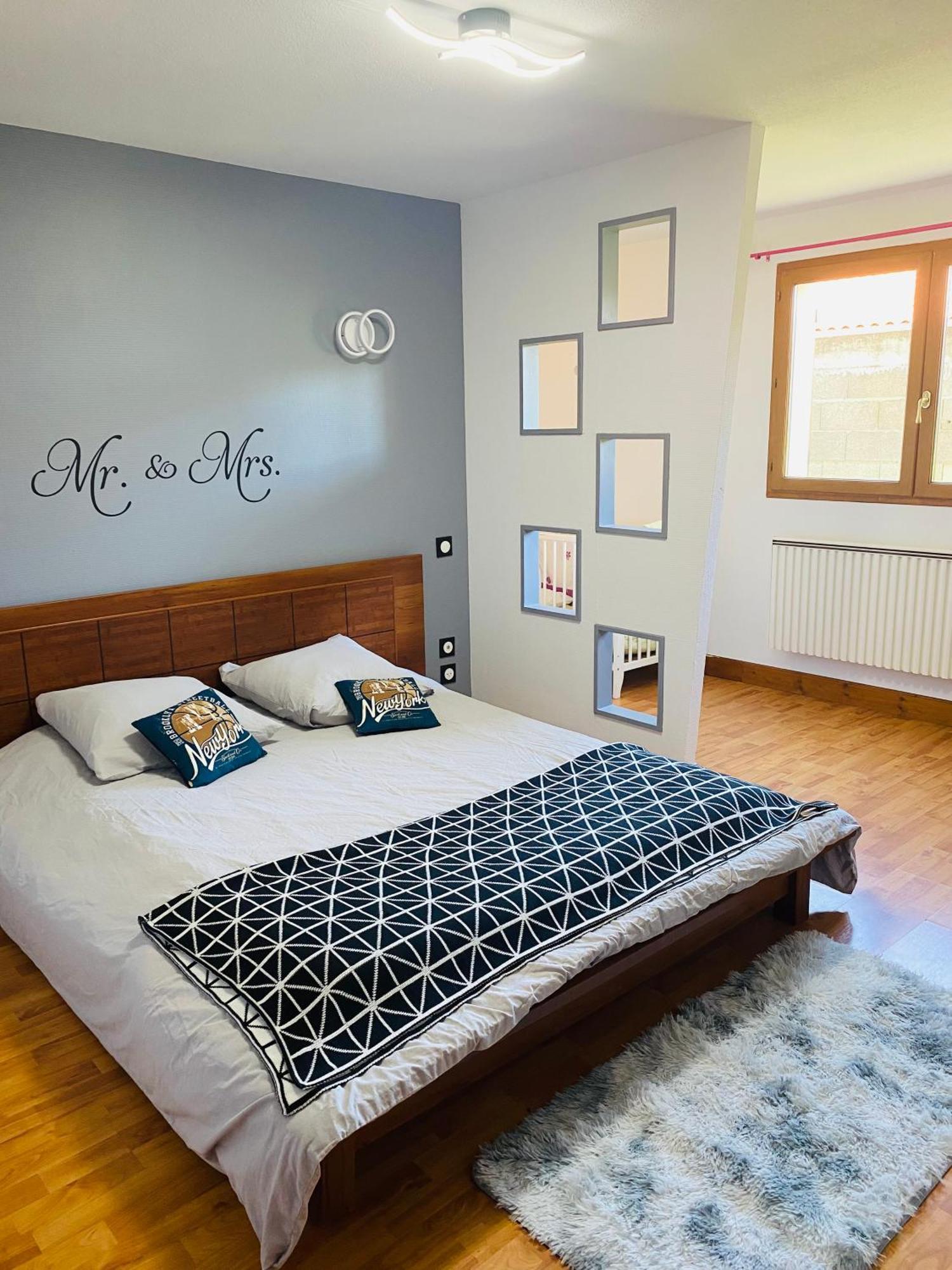 Spacieux Appartement 110M2 Avec Terrasse Privative Beauregard-Vendon Eksteriør billede